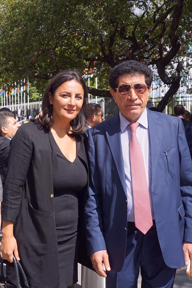 بمساعدة من اصبحت نادية مراد سفيرة؟